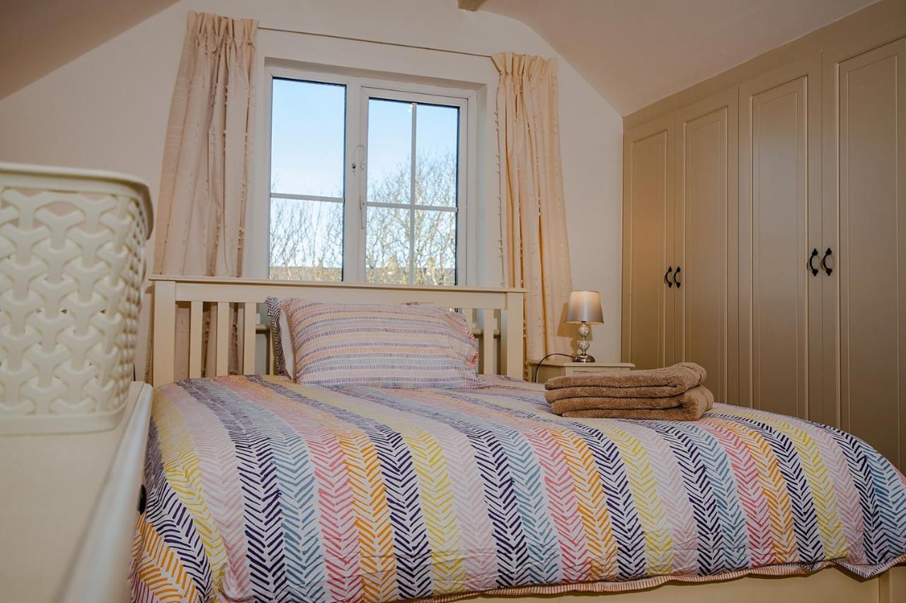 Bradog House - Beautiful 4 Bedroom House In Central Бандоран Экстерьер фото
